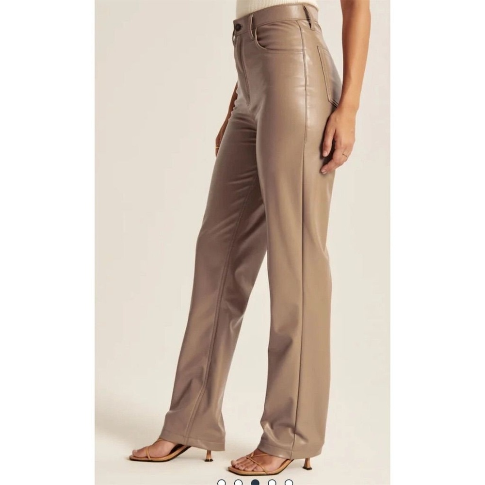 Abercrombie & Fitch 90s Straight Ultra High Rise Vegan Leather Pants Tan 36 22L - Picture 3 of 11